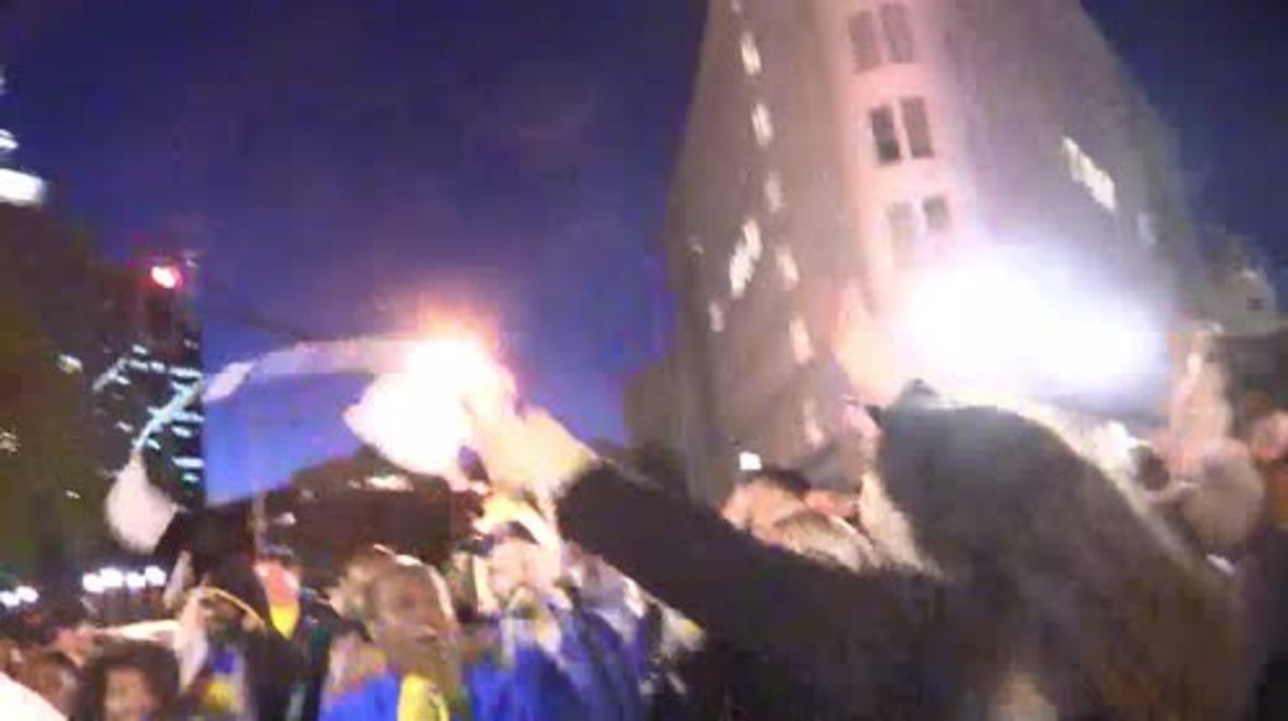 USA: Golden State Warriors fans celebrate NBA title victory in downtown Oakland