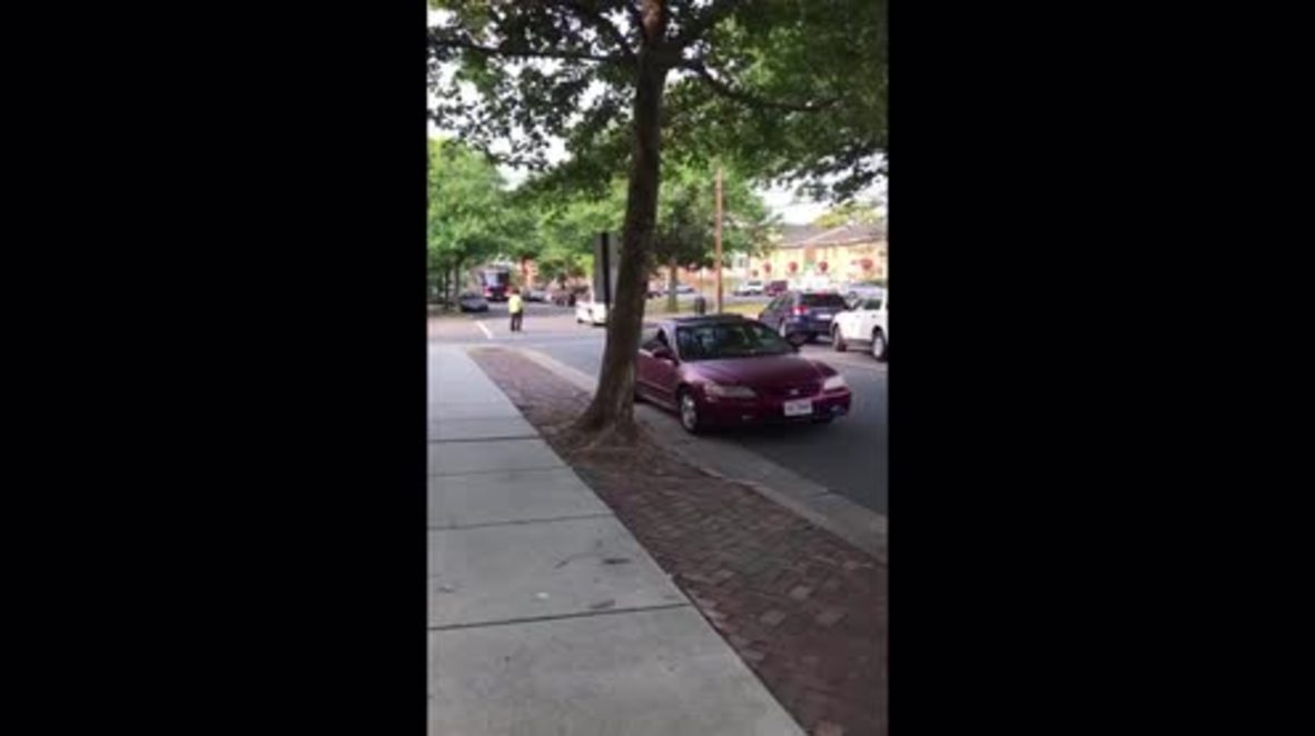 USA: GOP Whip Steve Scalise reported hit after gunman attacks Congressional baseball practice