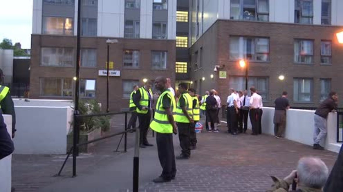 UK: 800 flats evacuated from London tower blocks amid safety concerns