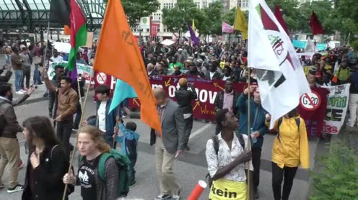 Germany: 'We want an endless solidarity' - thousands rally against G20