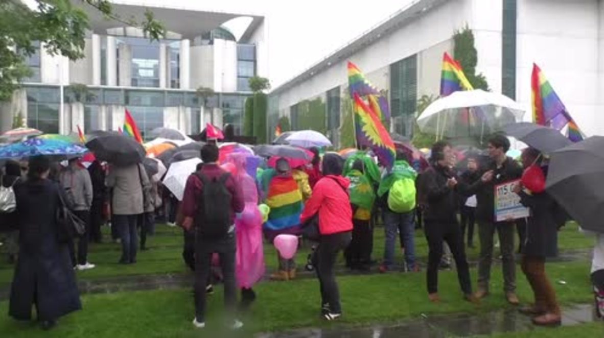 Germany: LGBT community celebrates gay marriage bill in front of Merkel's office