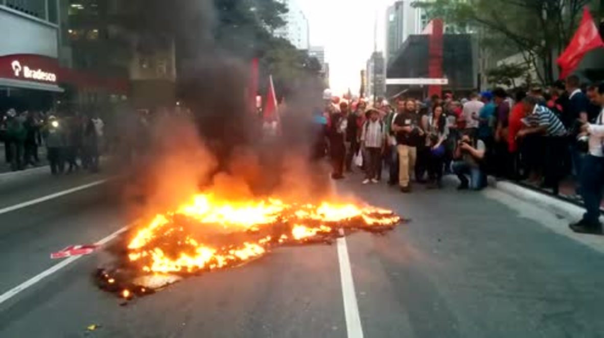 Brazil: Fires blaze in Sao Paulo as protesters demand Temer stand down