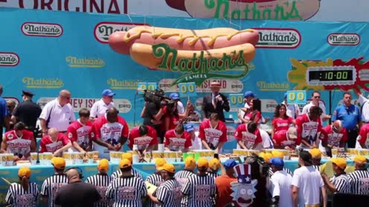 USA: Man downs record-breaking 72 hot dogs on Independence Day eating competition