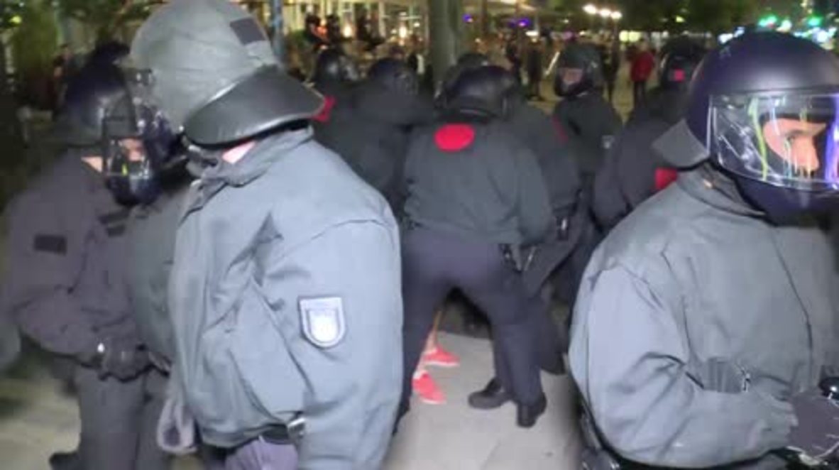 Germany: Police detain several people at anti-G20 protests
