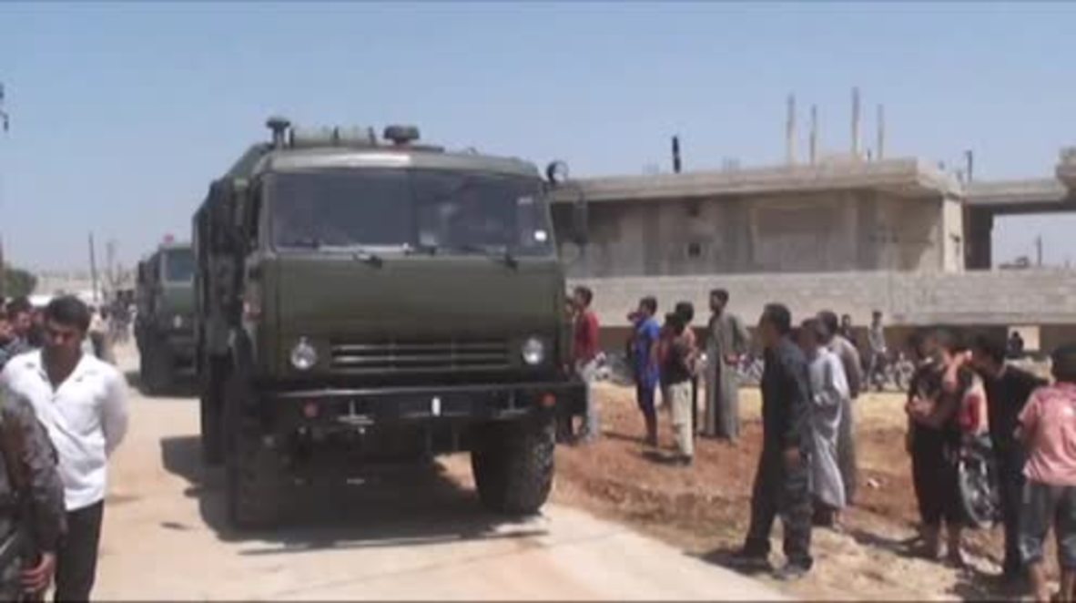 Syria: Russian and Syrian forces assist residents of Hama return home