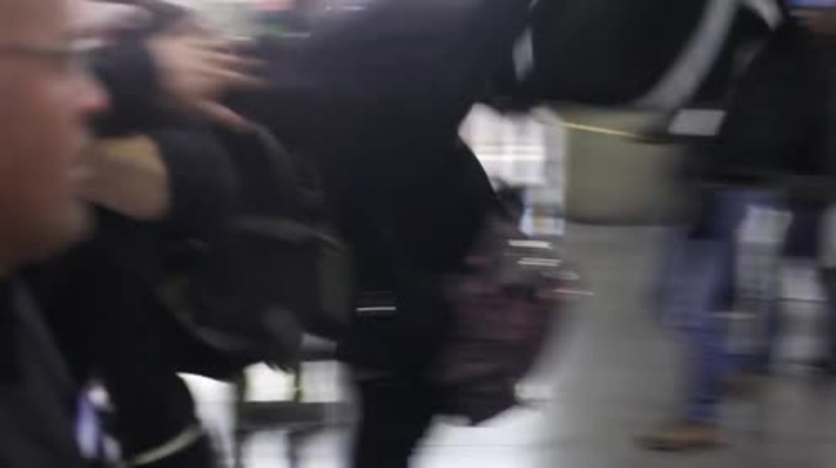 Brazil: Students and police battle on Sao Paulo train platform amid fare protest