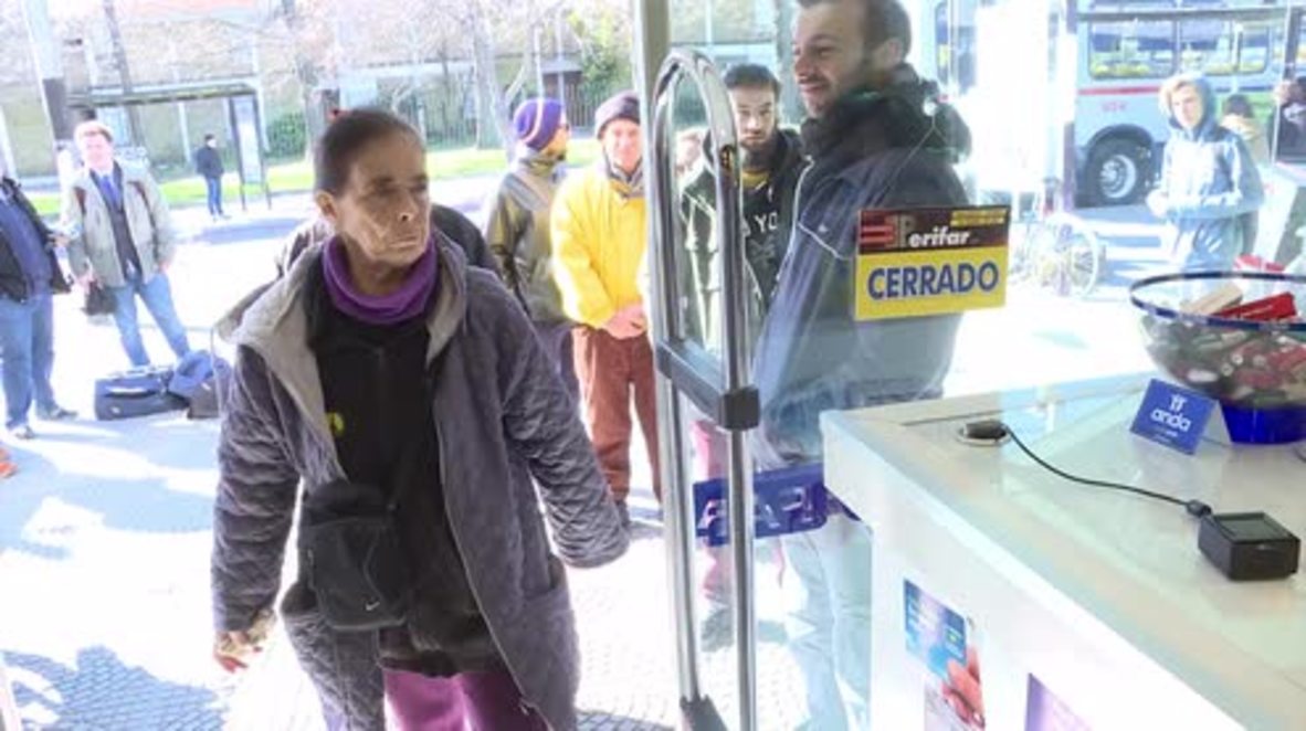Uruguay: People queue up outside pharmacies, after they start selling cannabis