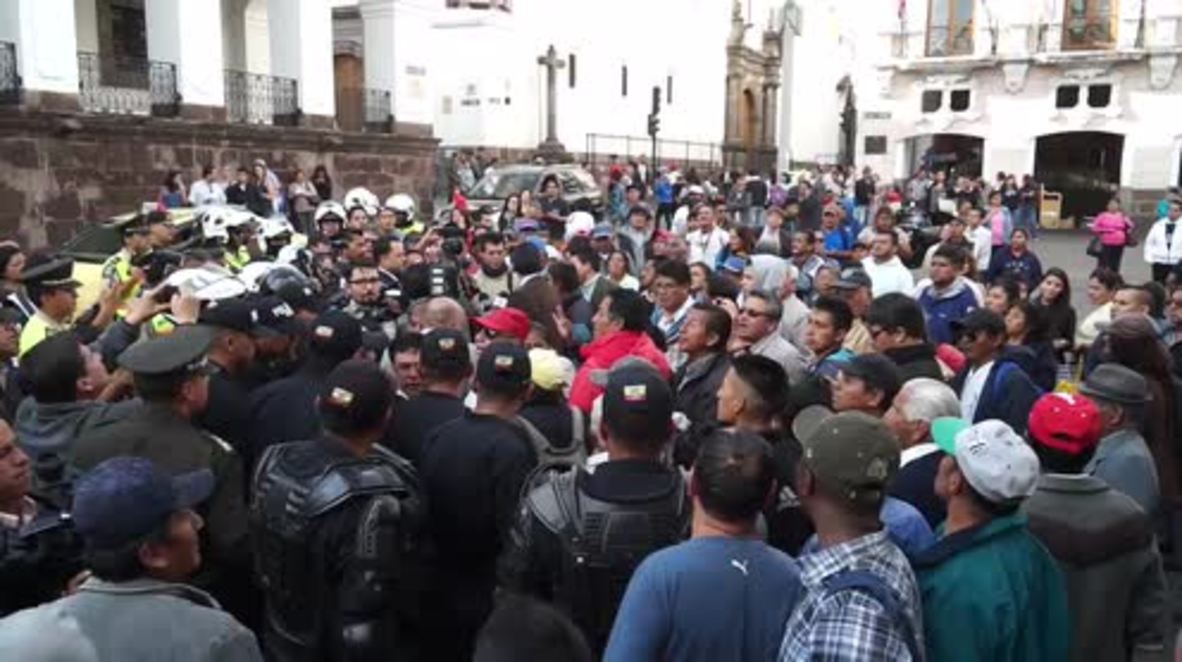 Ecuador: VP Glas defiant after President Moreno strips him of powers