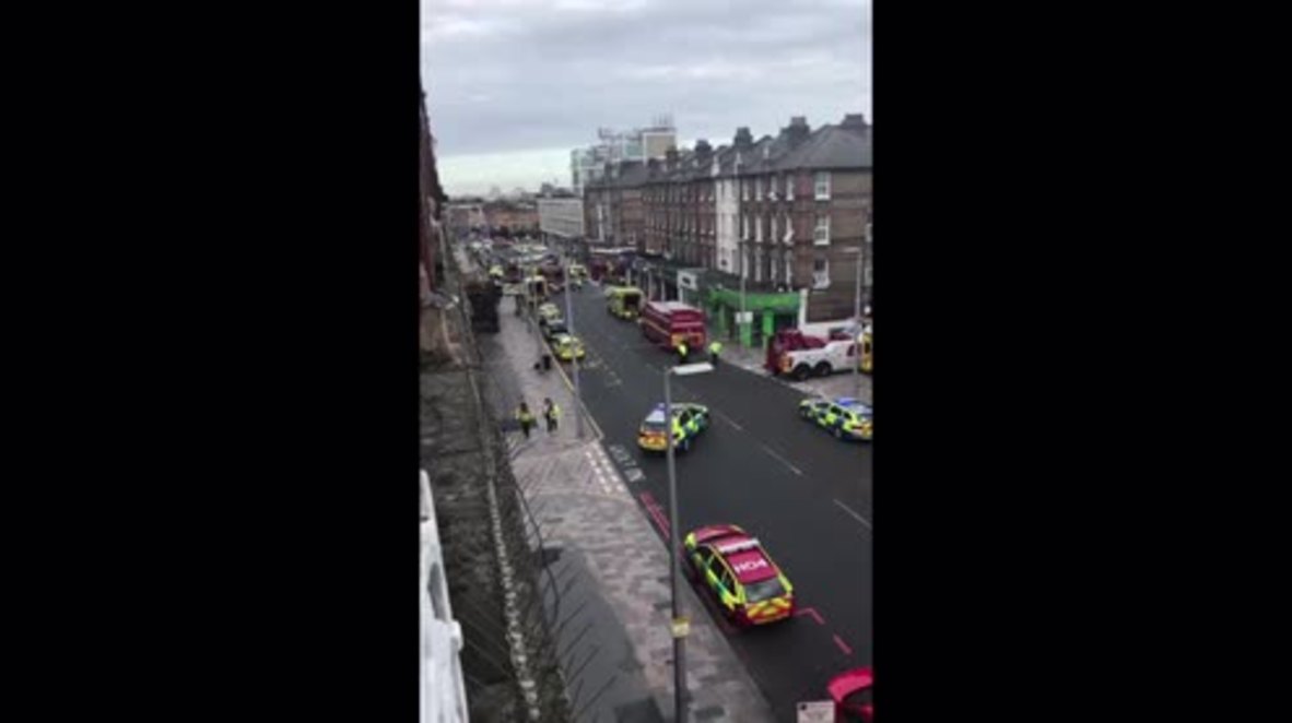 UK: Paramedics rush to scene after London bus crash