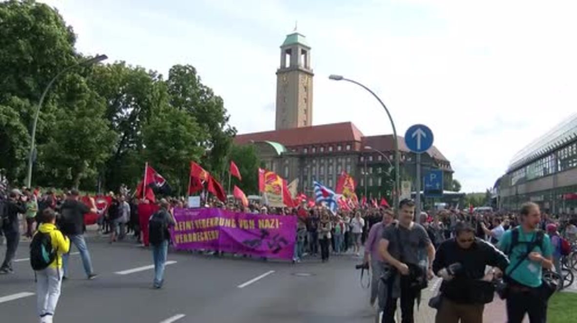 Germany: Counter-protesters descend on neo-Nazi march commemorating Rudolf Hess
