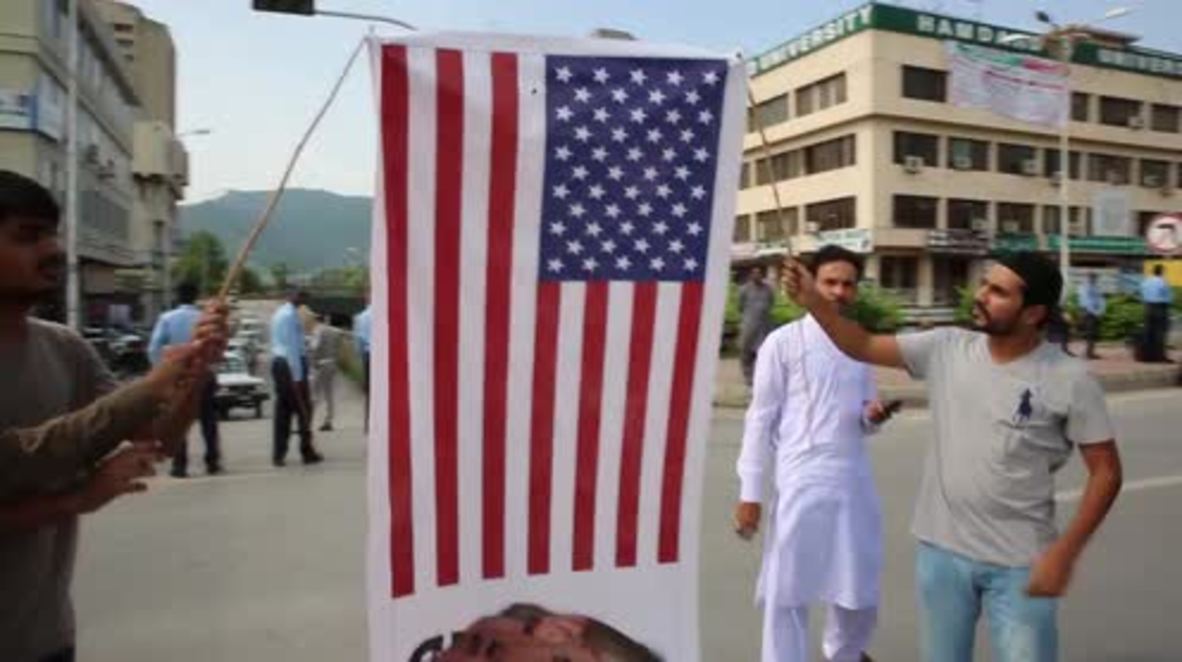 Pakistan: US flag burnt by protesters after Trump Pakistan criticism