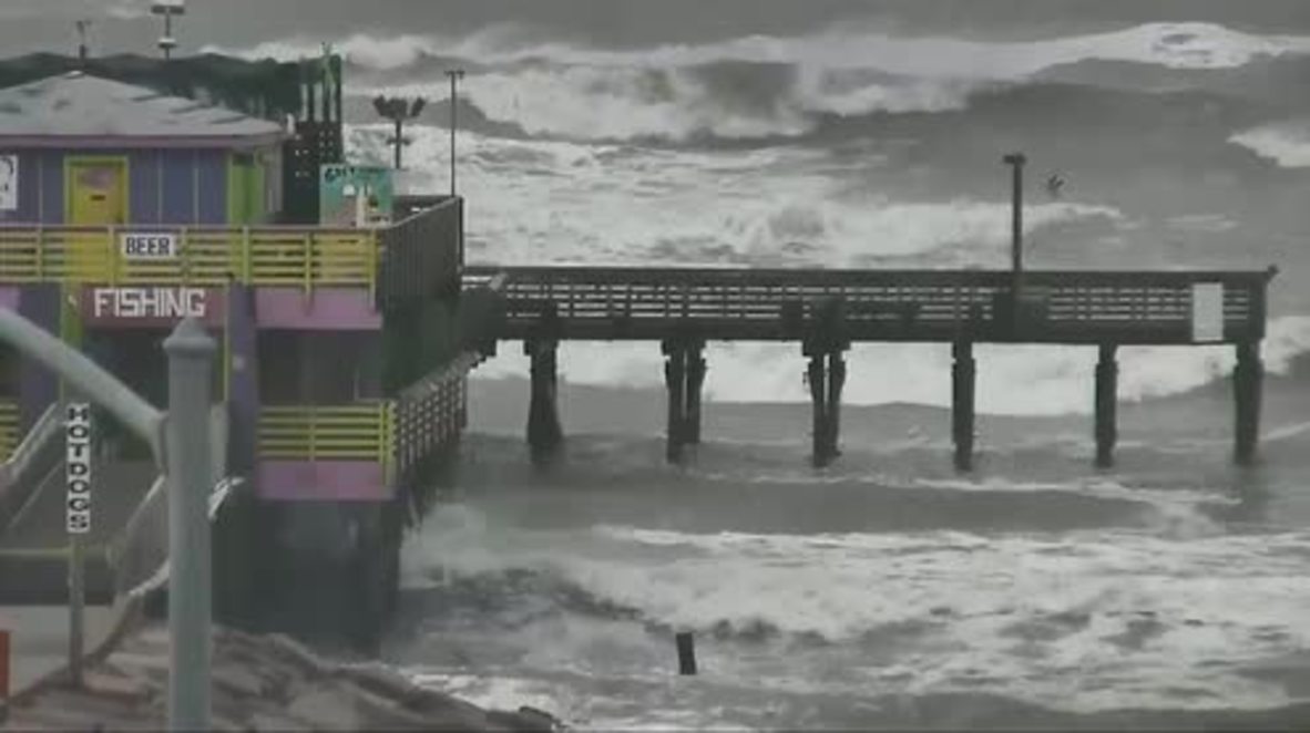 USA: Hurricane Harvey nears Galveston, state-of-emergency declared