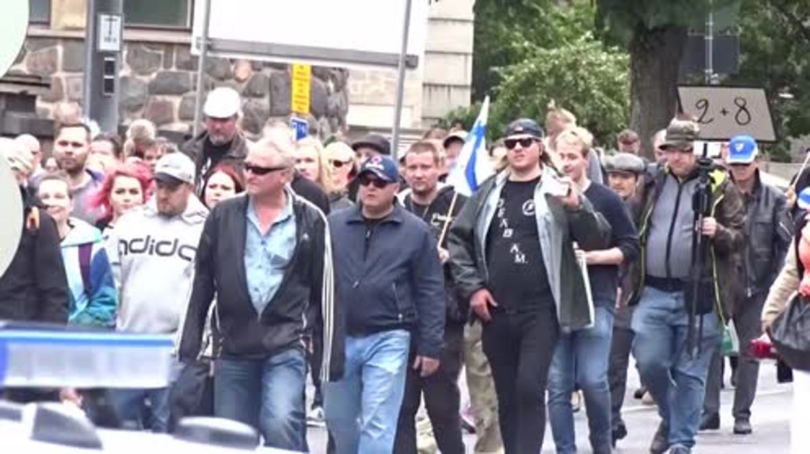 Finland: Nationalist and antifa protesters face off in Helsinki following Turku attack