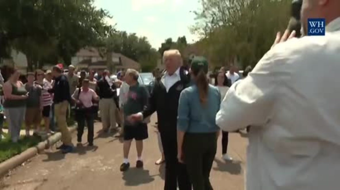 USA: Trump and Melania visit Hurricane Harvey victims