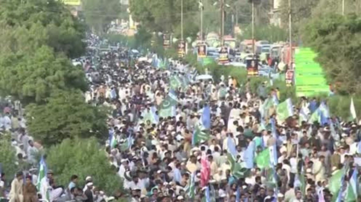 Pakistan: Thousands rally in solidarity with Rohingya Muslims in Karachi