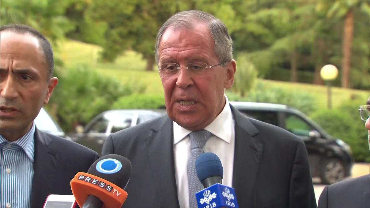 Russia: 'When in Russia, do as Russians do' – Lavrov shares a laugh with Iranian FM