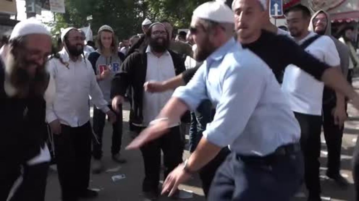 Ukraine: Tens of thousands of Hasidic Jews celebrate Rosh Hashanah in Uman
