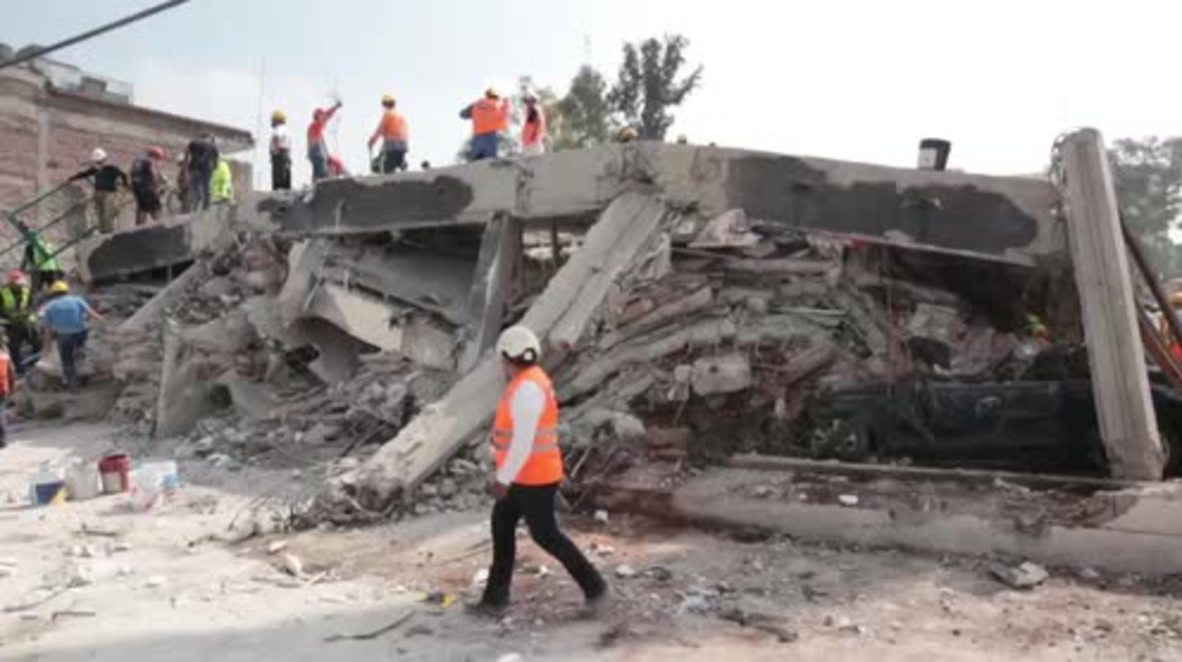 Mexico: Rescue workers search for survivors amid earthquake debris