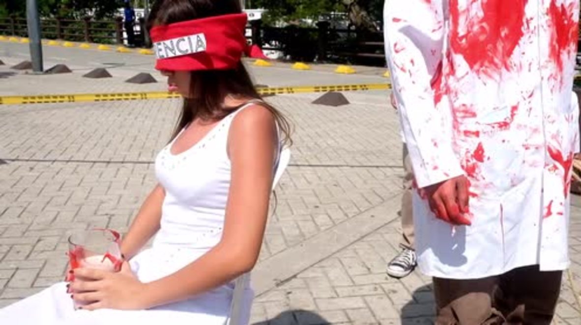 Colombia: Beaten and branded - vegan activists protest animal cruelty in Cali
