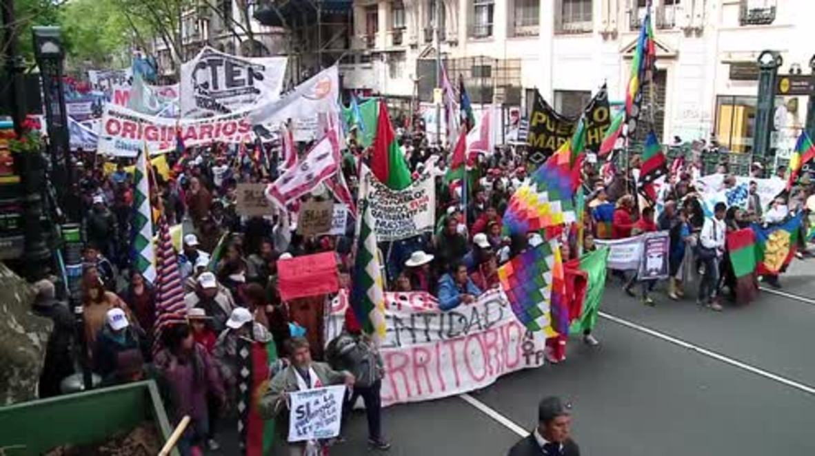 Argentina: Mapuche activists march in Buenos Aires to protect their ancestral lands