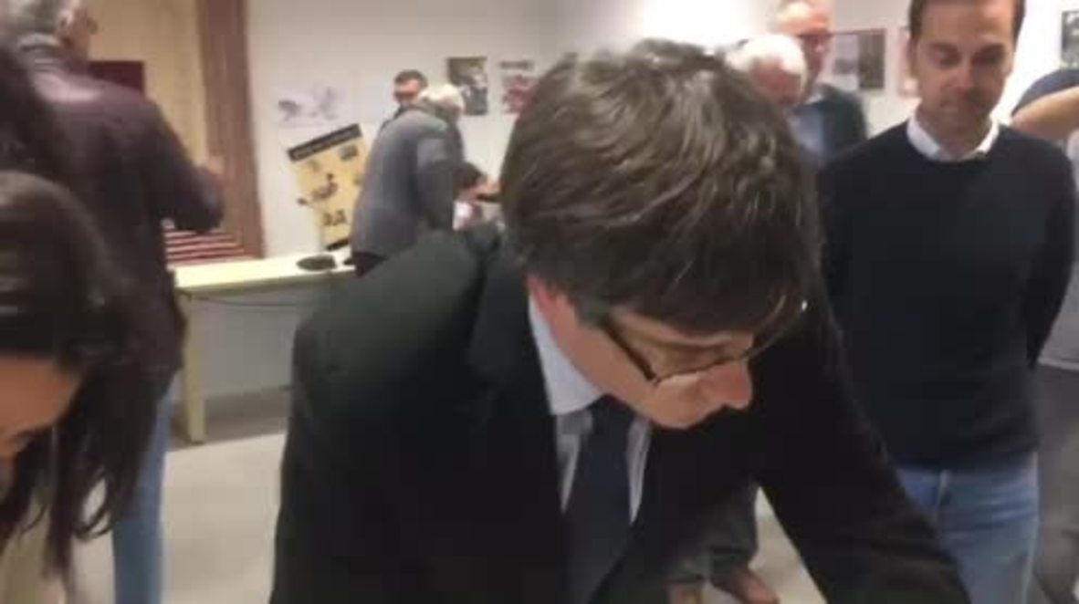 Spain: Catalan leader Puigdemont casts vote despite police crackdown