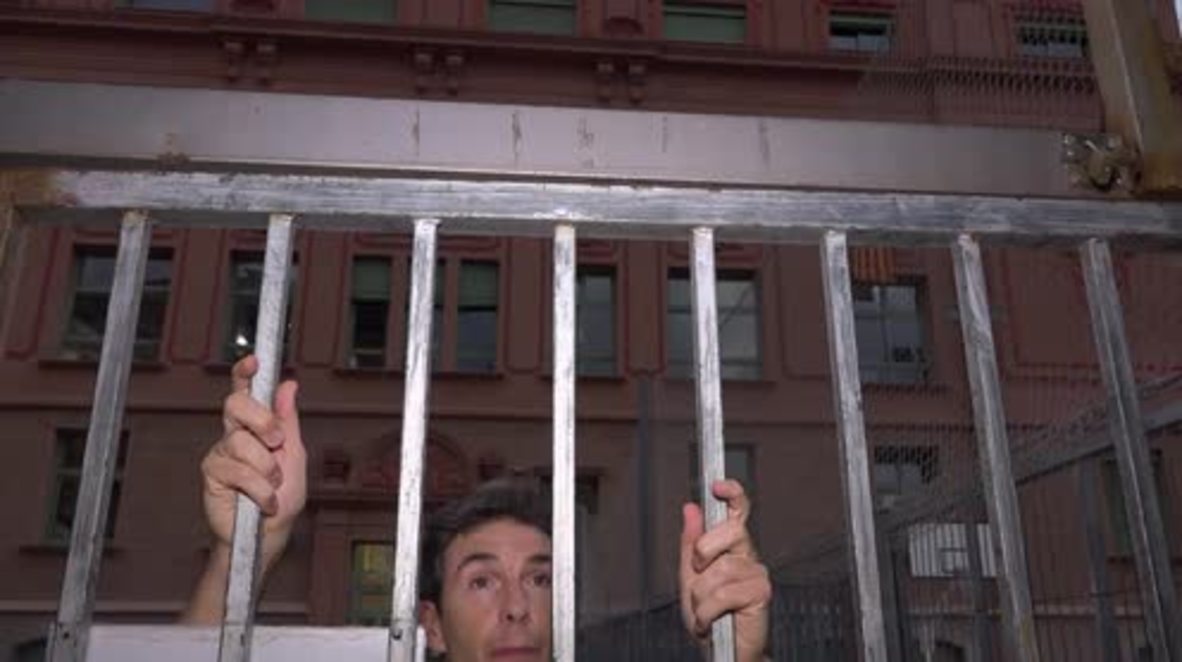 Spain: Eyewitness recounts police brutality during Catalan vote in Barcelona