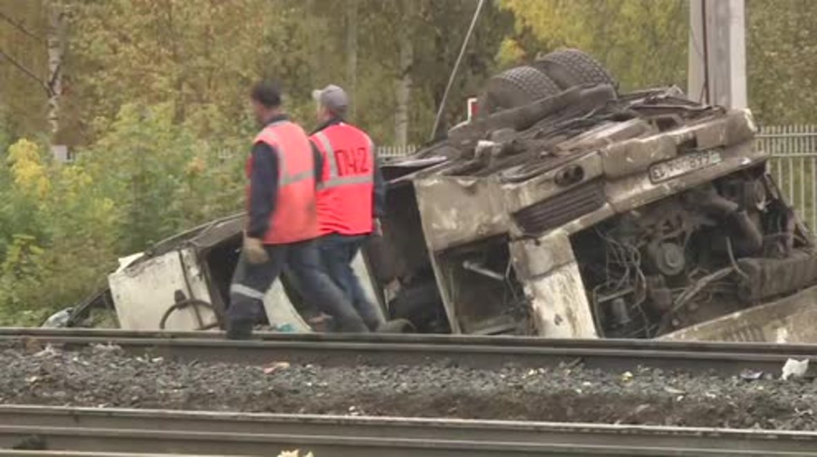 Russia: At least 16 dead as train and bus collide in Vladimir region
