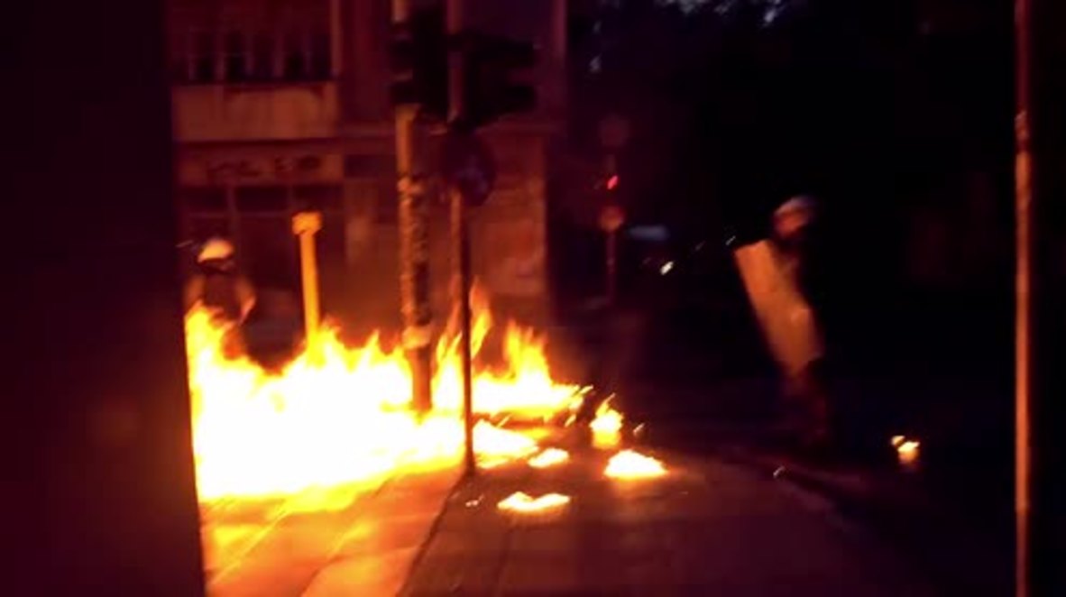 Greece: Police under fire in Athens demo