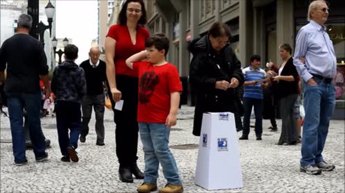 Brazil: Curitiba residents cast ballots in symbolic independence referendum for 3 southern states