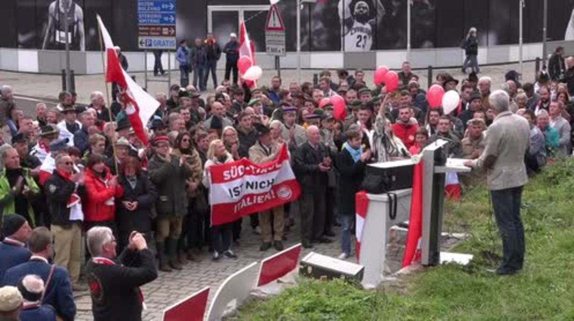 Italy: 'South Tyrol is not Italy' - South Tyroleans demand Austrian citizenship