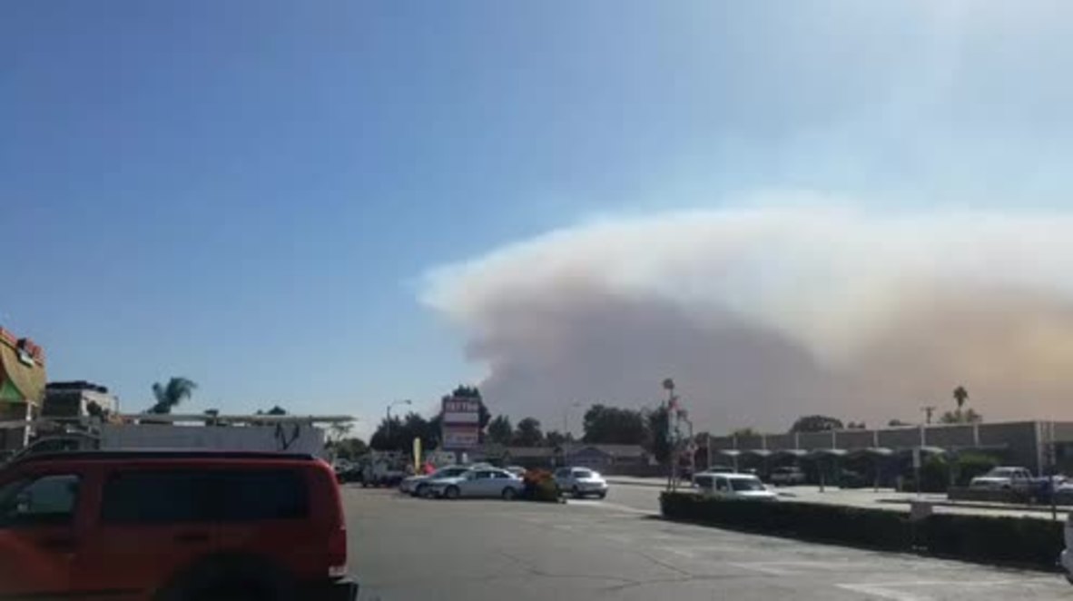 USA: State of emergency declared as wildfires tear through California