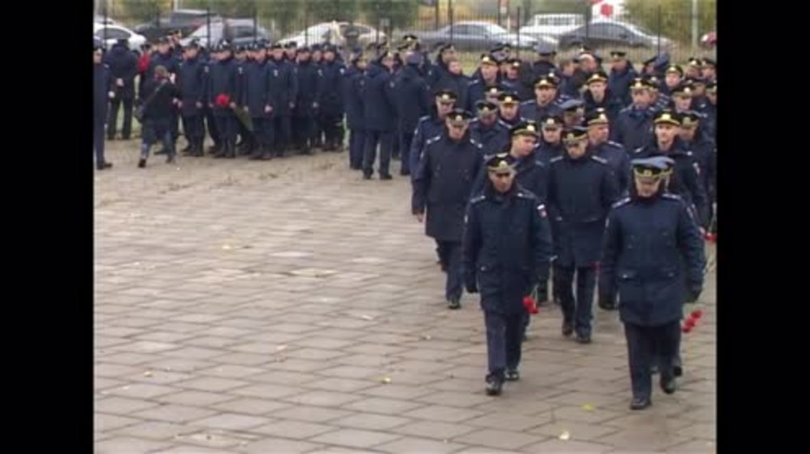 Russia: Funeral held for pilot Yuri Kopylov who died in Syria