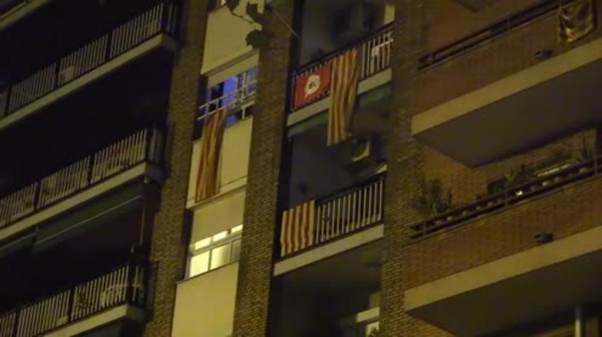 Spain: Banging pots and pans echo across Barcelona over pro-independence leaders' arrest