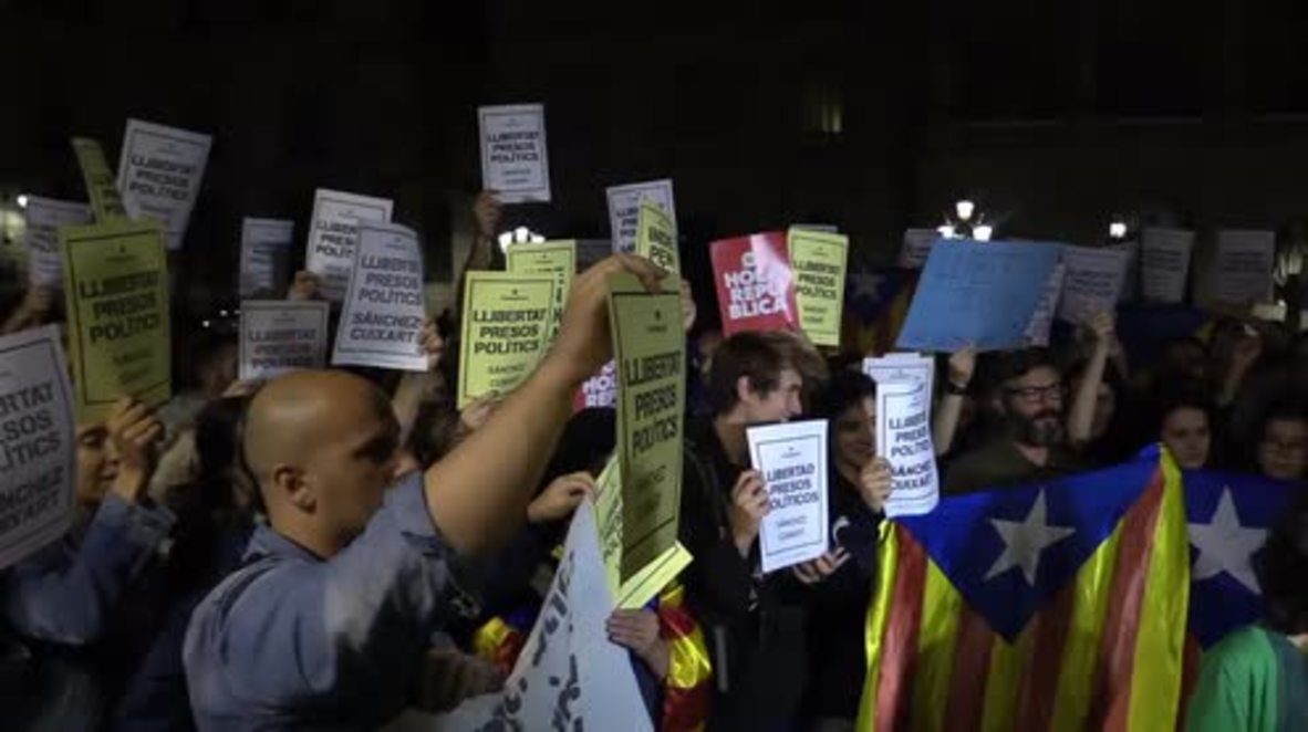 Spain: Scores protest jailing of Catalan leaders