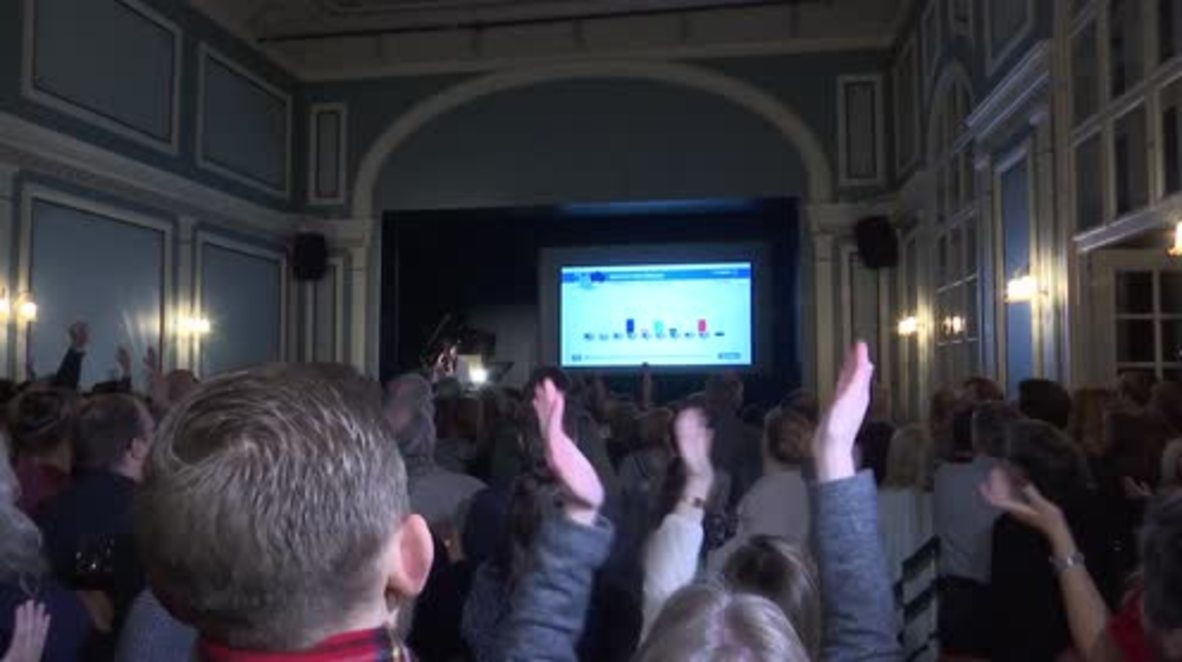 Iceland: Early vote counts suggest centre-right punished with Left-Green in second place