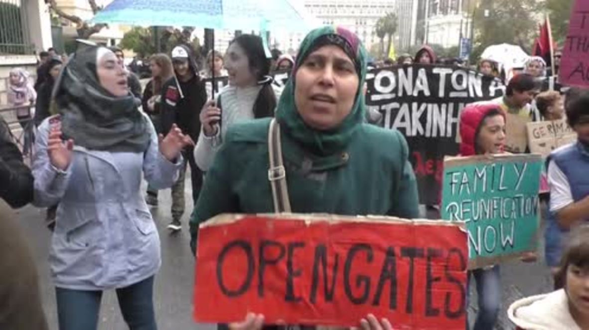 Greece: 'Open the border!' Refugees march to German Embassy in solidarity with hunger strikers