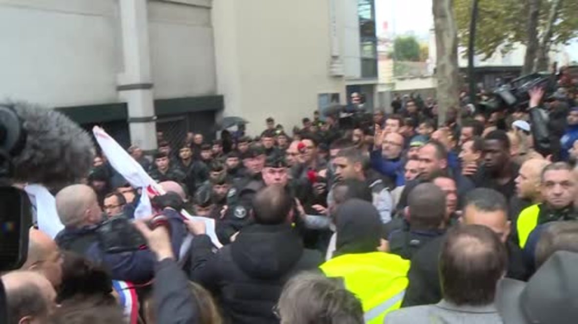 France: Violence erupts as protesters try to stop Muslims praying outdoors