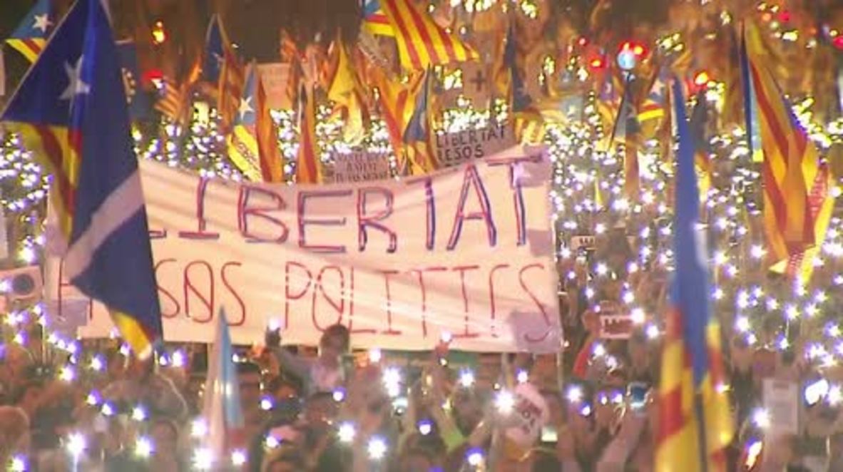 Spain: Puigdemont vows nothing will prevent Catalonians 'deciding their own future'