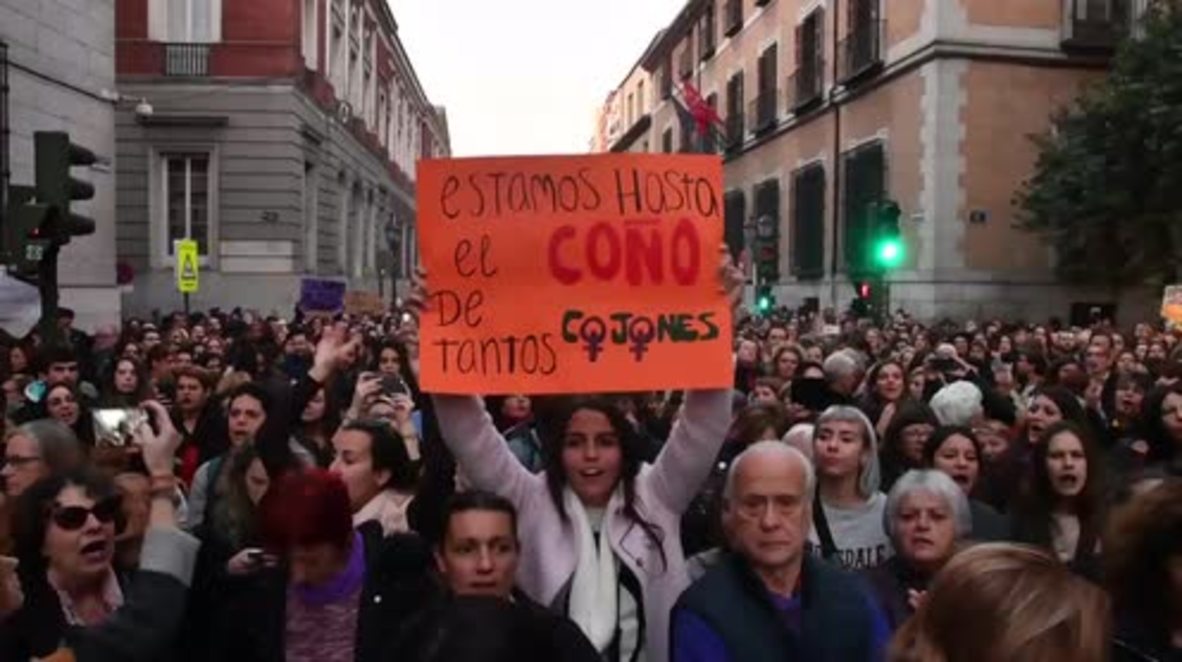 Spain: 'I believe you, Sister' - Protesters demand justice for San Fermin gang rape victim