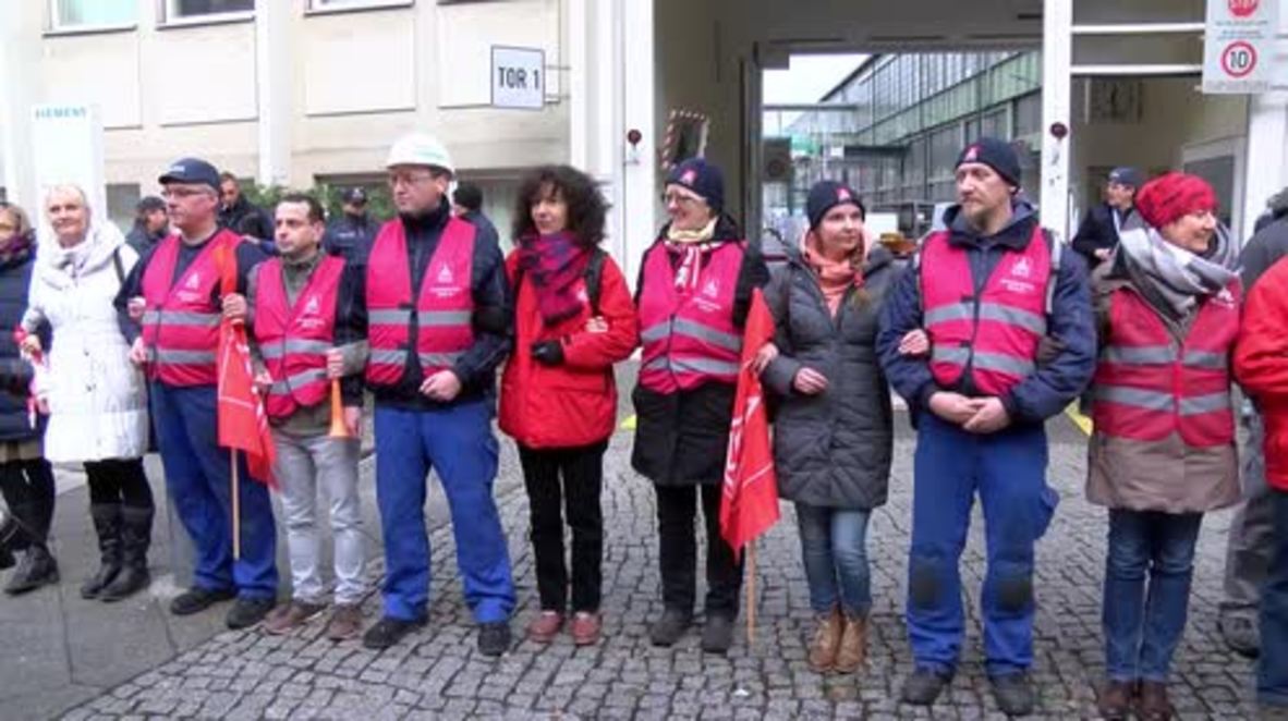 Germany: Berlin Siemens workers join forces against Mulheim job cuts