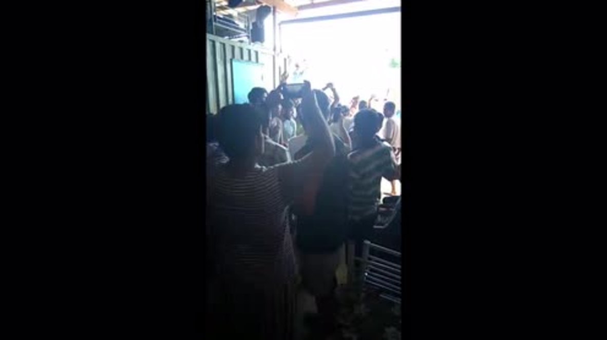 Papua New Guinea: Police evict hundreds of asylum seekers from occupied center