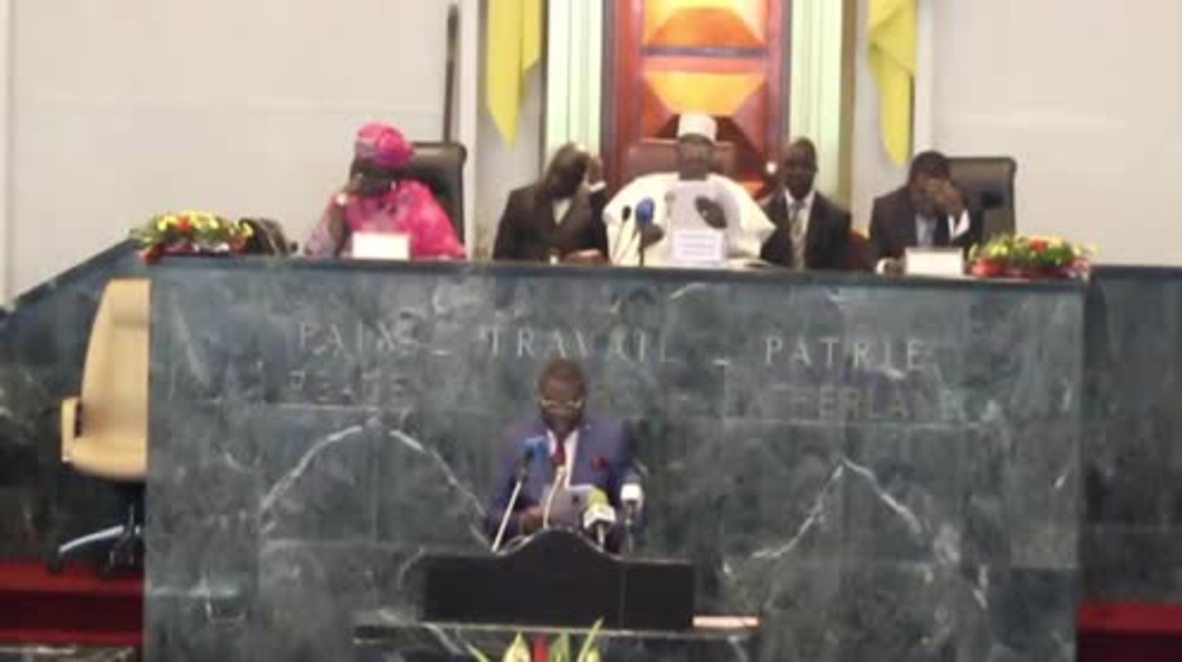 Cameroon: MPs stop parliament session over Anglophone crisis