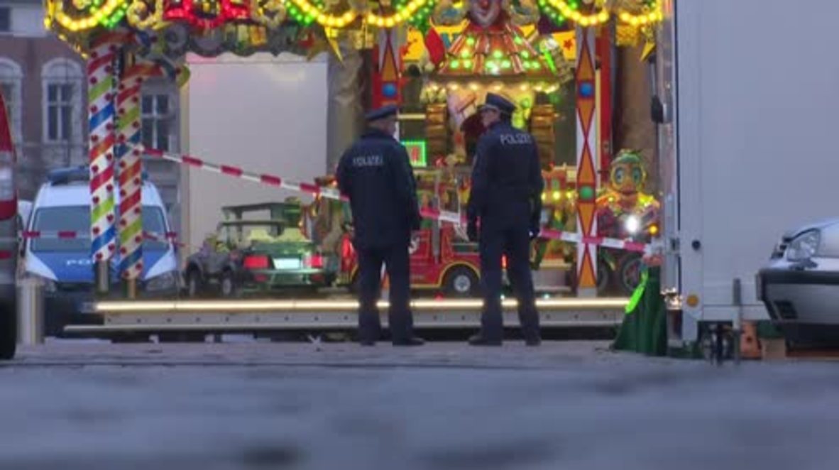 Germany: Police seal off Christmas market after explosives found