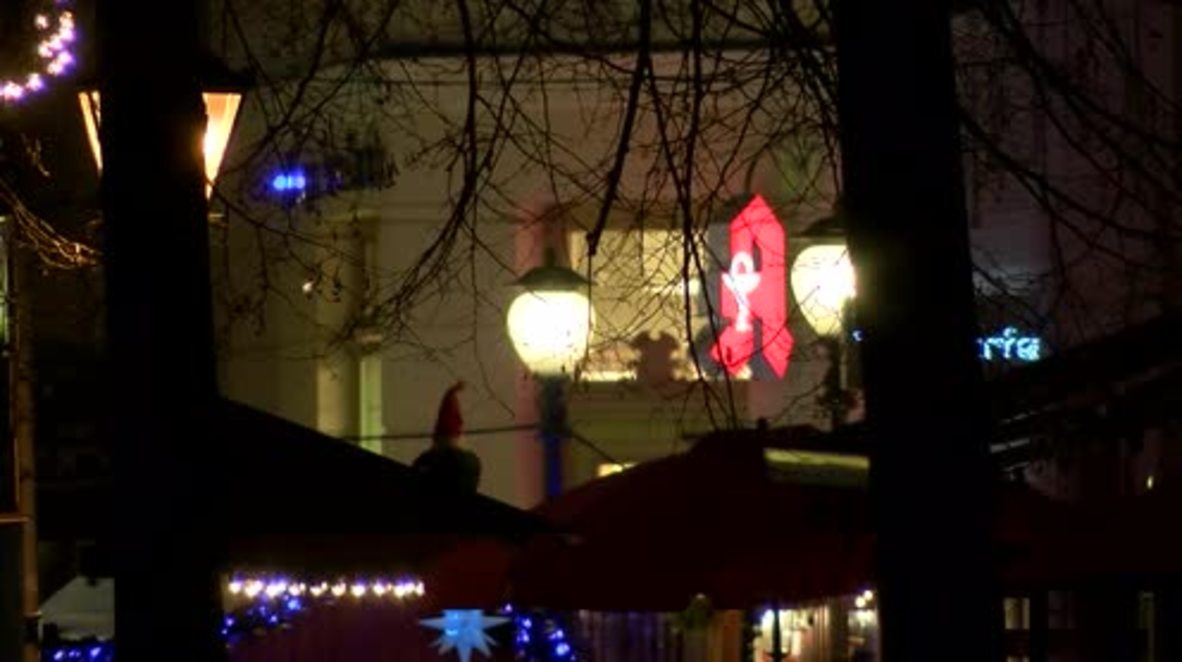 Germany: People were 'composed' - Potsdam Christmas market evacuated after device found