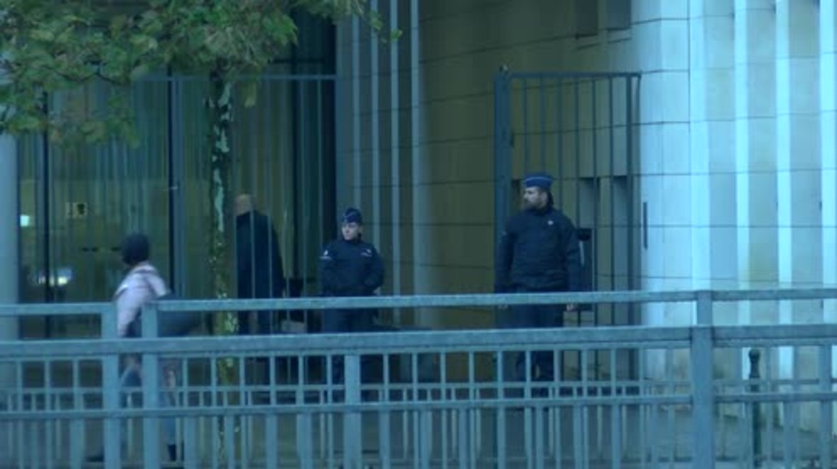 Bélgica: El abogado de Puigdemont llega al juzgado para la audiencia de extradición del expresidente catalán