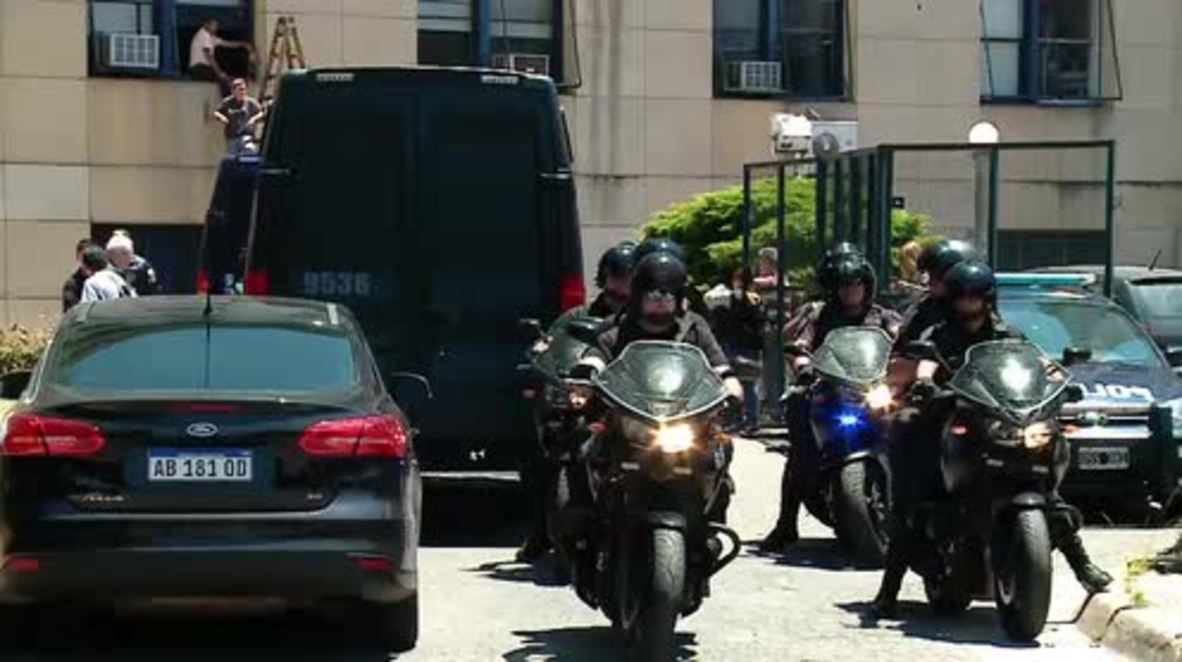 Argentina: Juez busca arresto de la ex presidenta Cristina Fernández por encubrimiento político