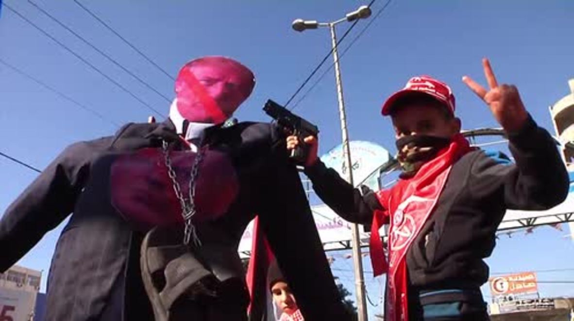 State of Palestine: Protesters burn Trump effigy in Gaza City