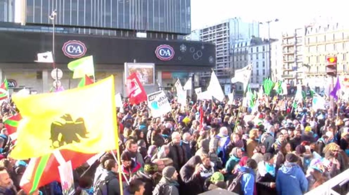 France: Thousands rally for return of ETA prisoners to Basque Country
