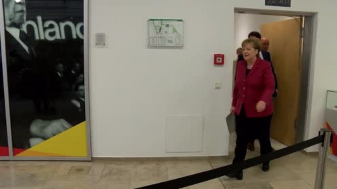 Germany: Merkel denounces burning of Israeli flags, presses for 'stable government'