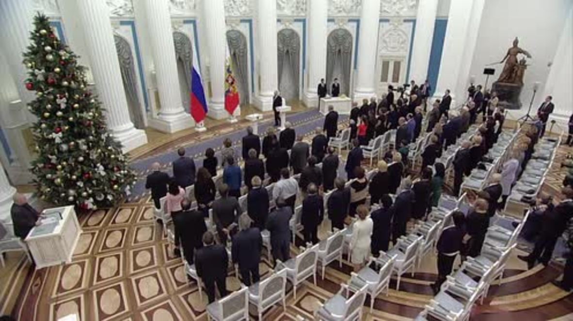 Russia: Putin presents awards for outstanding human rights achievements